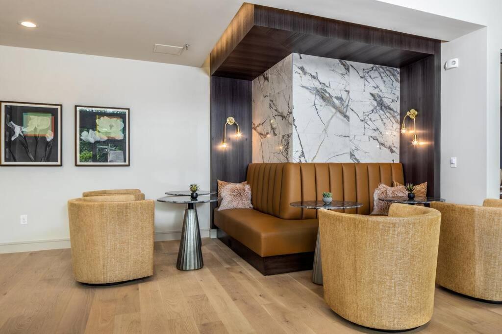 Luxury Studio Near Dt فورت وورث المظهر الخارجي الصورة